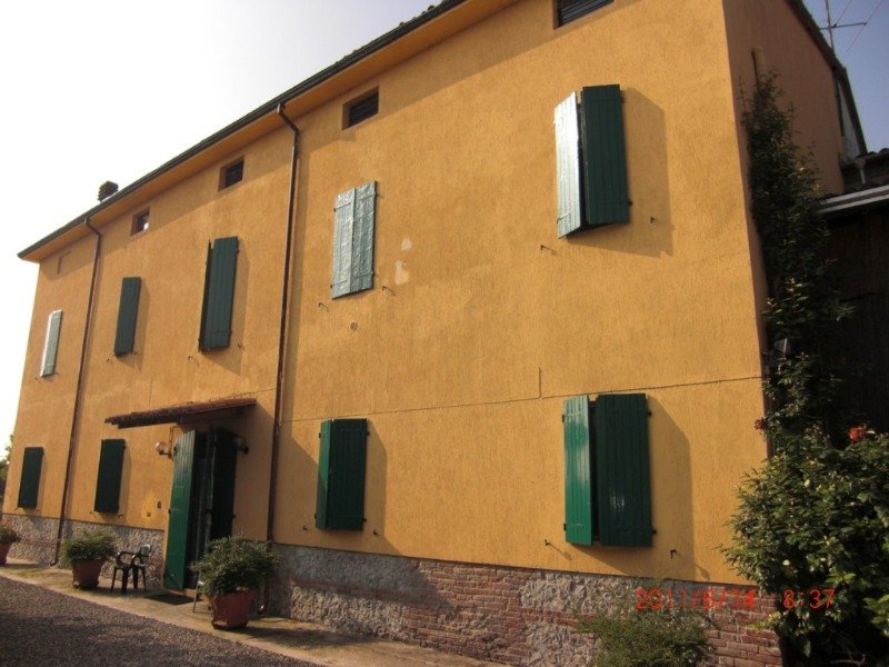 San Secondo Parmense casa di campagna a Parma in Vendita