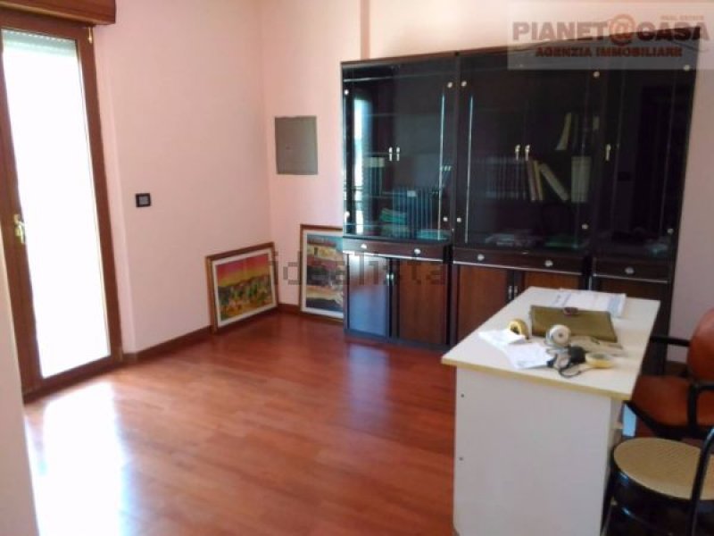 San Benedetto del Tronto appartamento con garage a Ascoli Piceno in Vendita