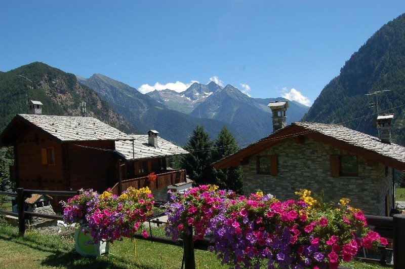 Brusson bilocale a Valle d'Aosta in Affitto