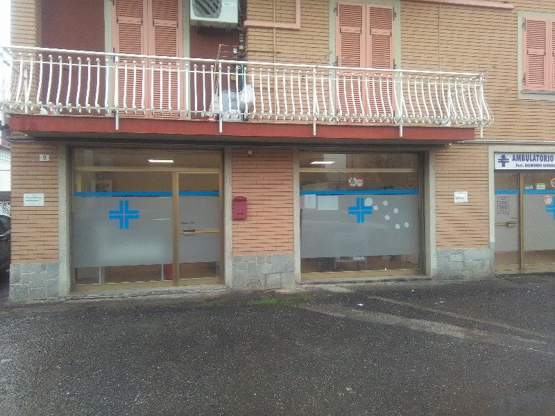 Basaluzzo centro negozio di veterinaria a Alessandria in Vendita