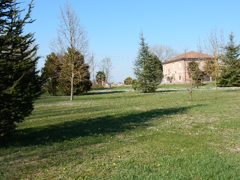 Ostellato casa padronale a Ferrara in Vendita
