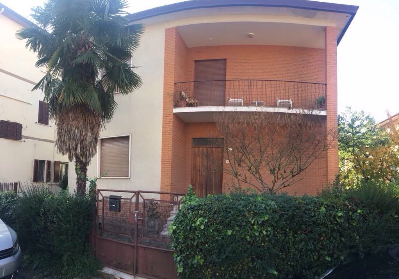 Bastia Umbra da privato villa singola a Perugia in Vendita