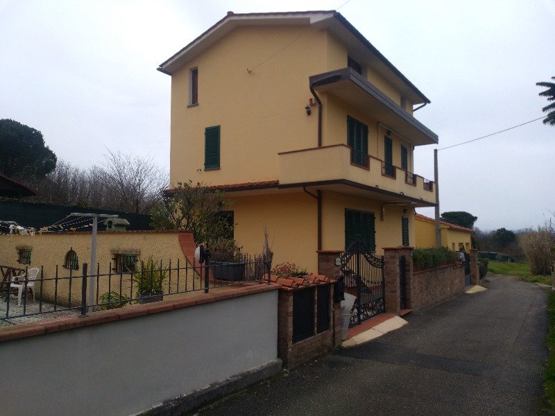 Serravalle Pistoiese abitazione unifamiliare a Pistoia in Vendita