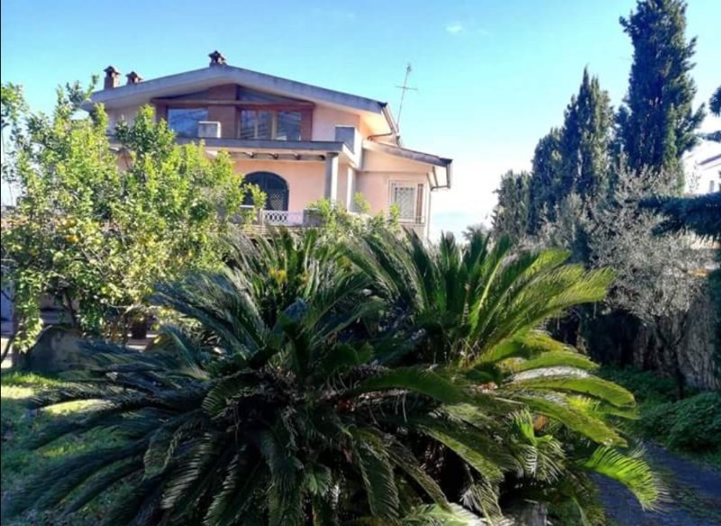 San Giuseppe Vesuviano villa a Napoli in Vendita