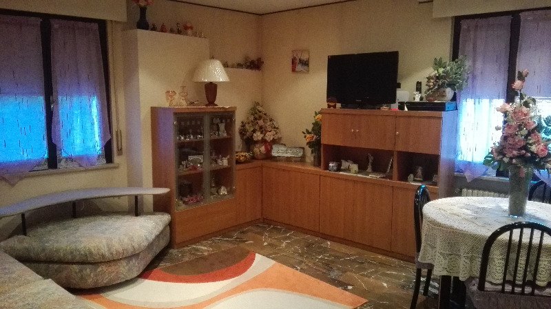 Tolmezzo appartamento tricamere ristrutturato a Udine in Affitto