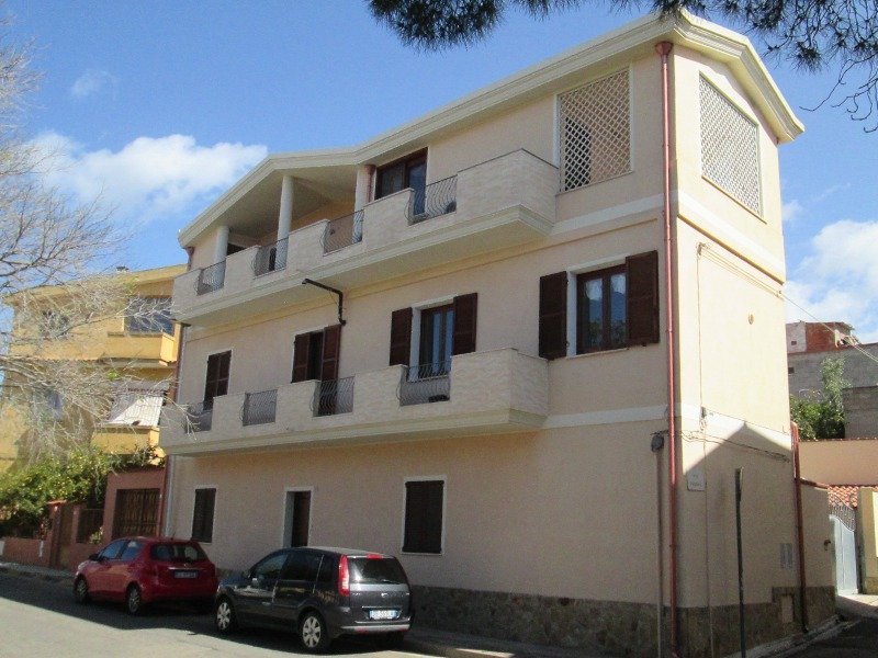 Sinnai appartamento da ristrutturare a Cagliari in Vendita