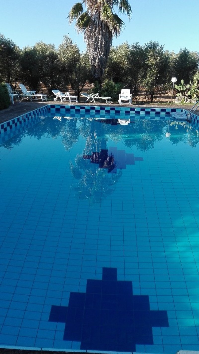 Giuggianello villa con piscina a Lecce in Affitto