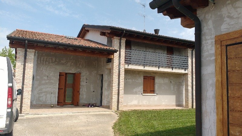 Monastier di Treviso casa in zona centrale a Treviso in Vendita