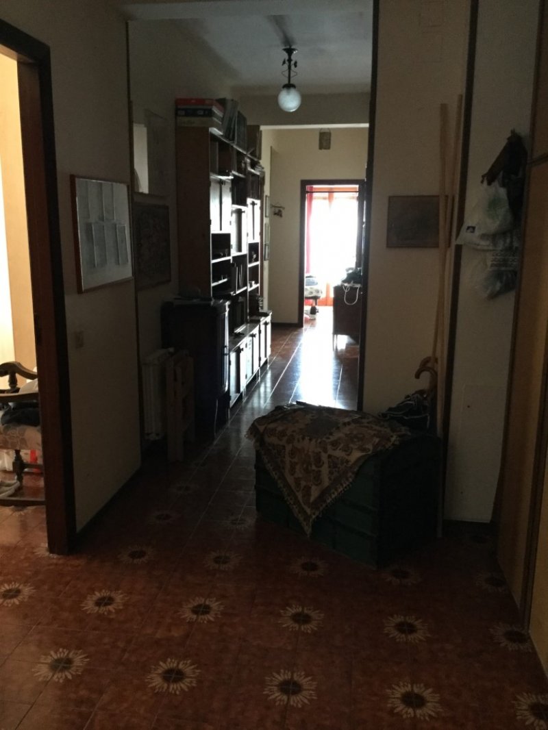 Palermo appartamento in condominio a Palermo in Vendita