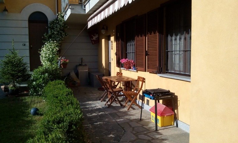 Trofarello in frazione Valle Sauglio appartamento a Torino in Vendita