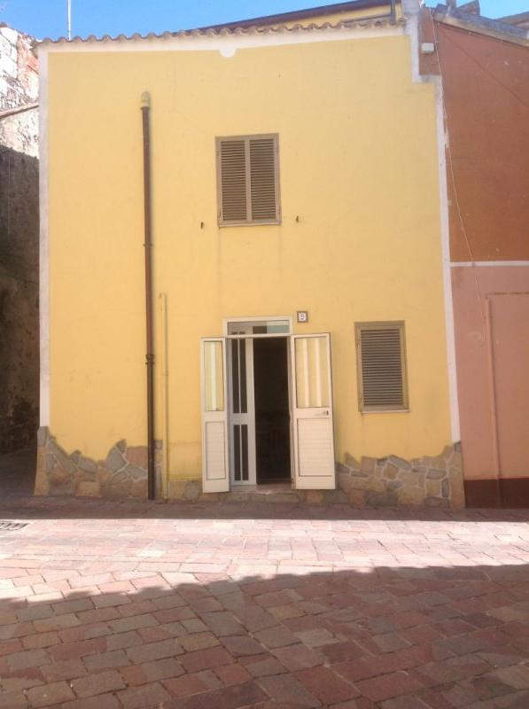 Giave casa a Sassari in Vendita