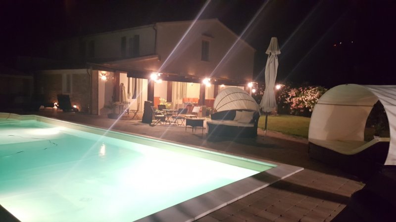 Casciana Terme villa bifamiliare con piscina a Pisa in Vendita