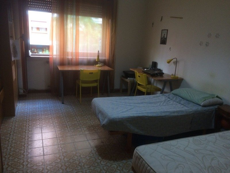 Roma stanza doppia con 2 posti letto a Roma in Affitto