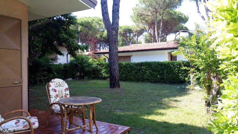 Lignano Riviera villa con giardino a Udine in Affitto