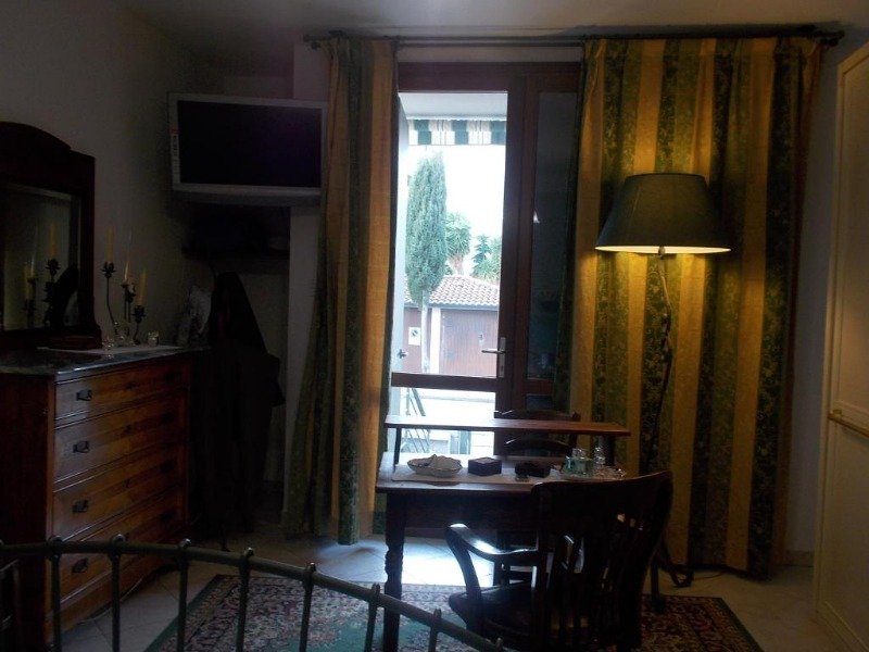 Cecina appartamento situato in zona residenziale a Livorno in Vendita