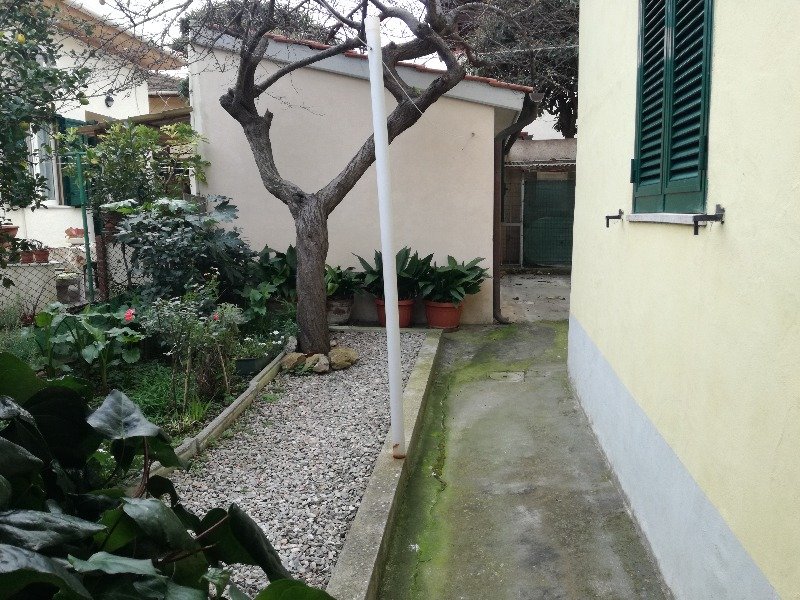 Rosignano Marittimo appartamento in bifamiliare a Livorno in Vendita