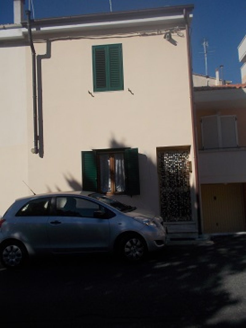 Cecina appartamento in corso di ristrutturazione a Livorno in Vendita