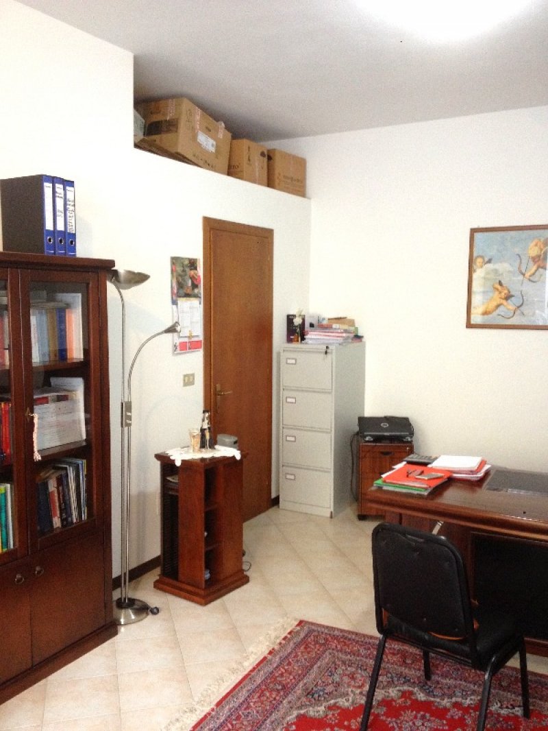 Barbarano Vicentino appartamento con ufficio a Vicenza in Vendita