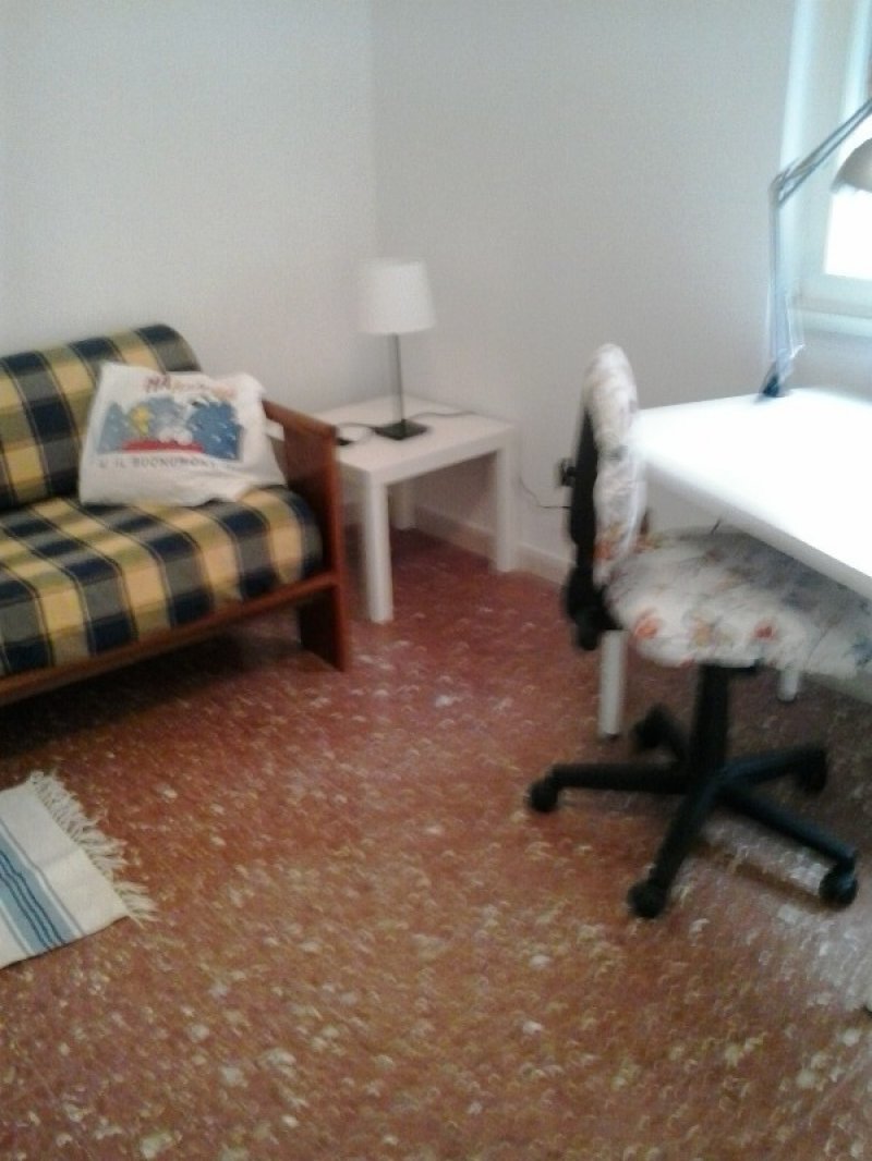 Roma a studentesse posto letto in appartamento a Roma in Affitto