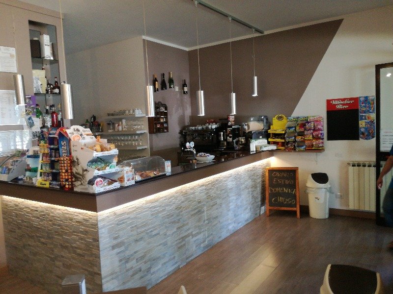 Madone bar caffetteria a Bergamo in Vendita