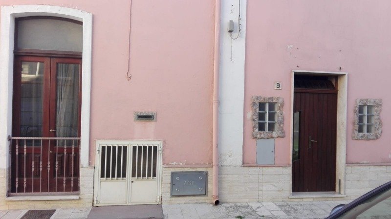 Manduria casa in centro a Taranto in Vendita