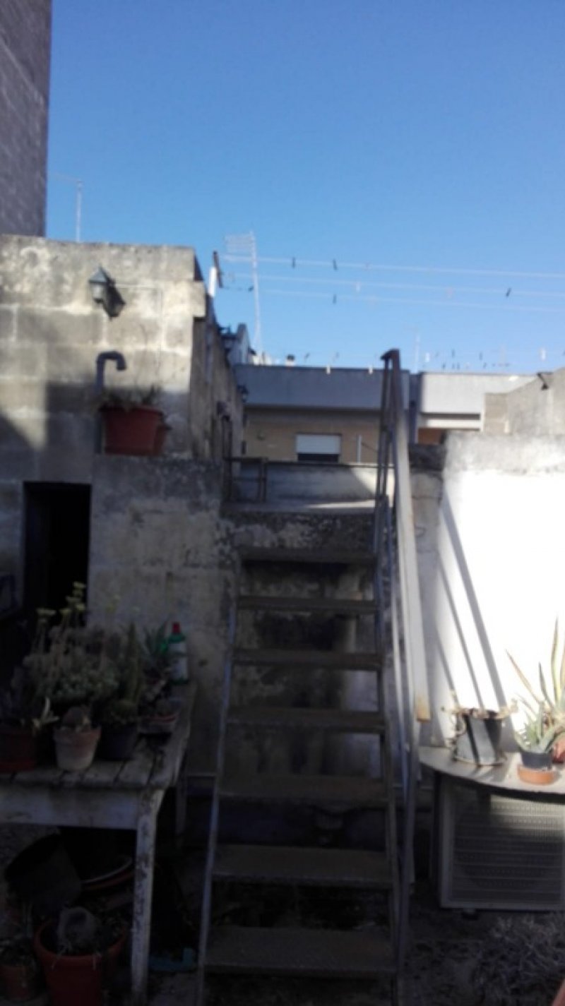 Manduria casa in centro a Taranto in Vendita