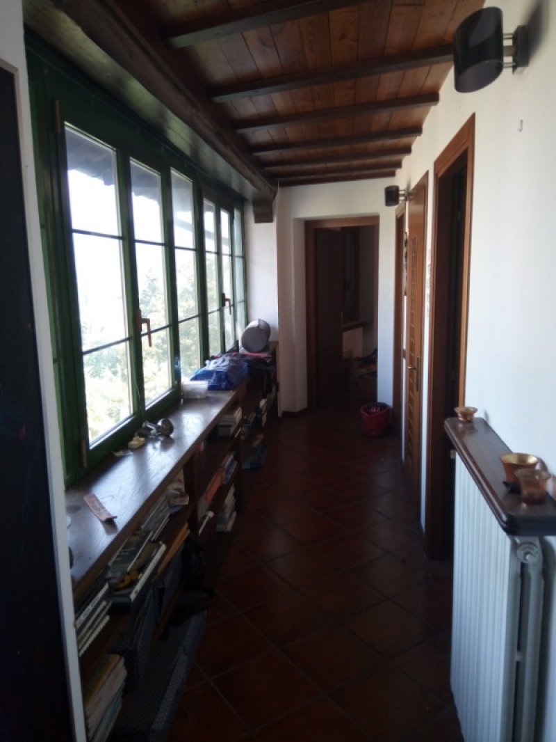 Gemonio panoramico appartamento a Varese in Vendita