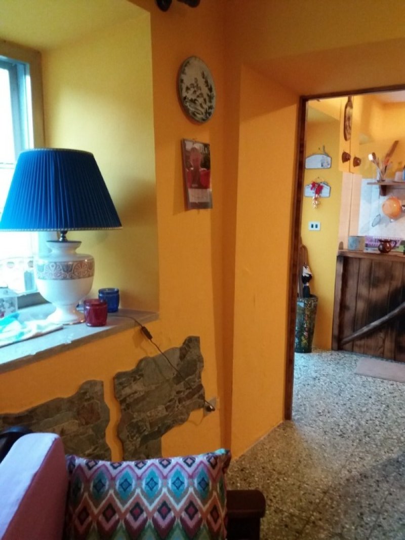 Monchio delle Corti casa a Parma in Vendita
