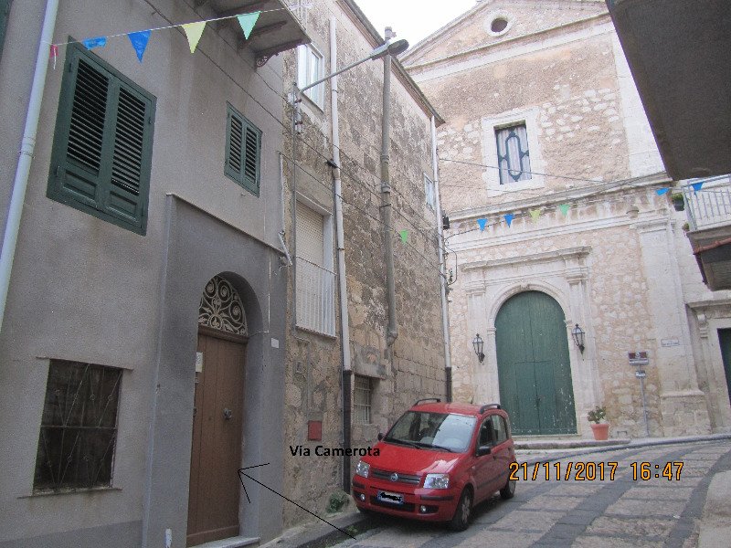 Immobile sito nel centro storico di Mussomeli a Caltanissetta in Vendita
