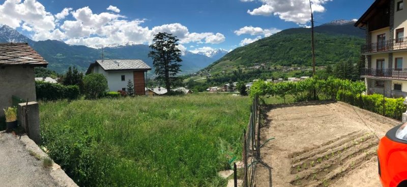 Terreno edificabile a Porossan in frazione Chiou a Valle d'Aosta in Vendita