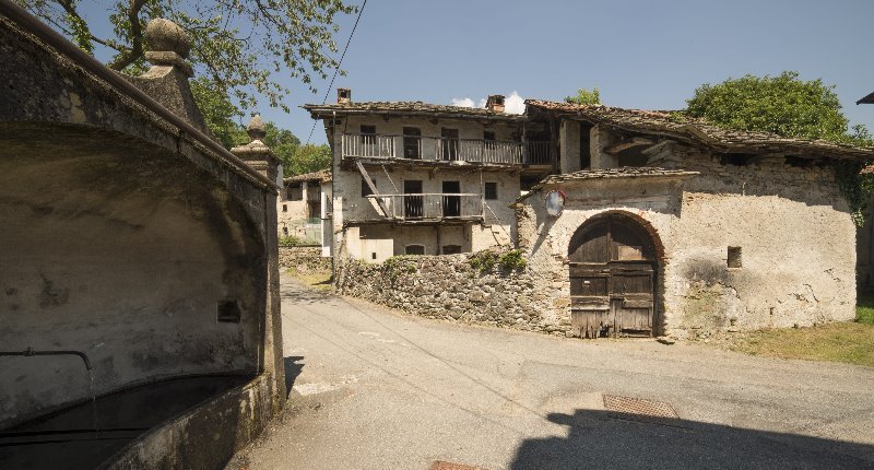 Casa situata nel centro di Donato a Biella in Vendita
