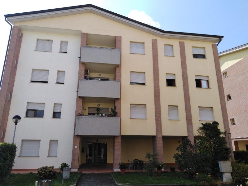 Sant'Ilario d'Enza appartamento con cantina a Reggio nell'Emilia in Vendita