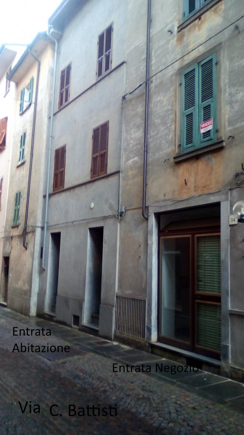 Borgo Val di Taro appartamento in centro storico a Parma in Vendita