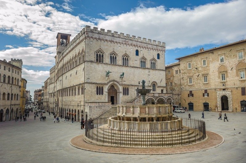 Perugia cedesi nota e pluriennale attivit di pub a Perugia in Vendita