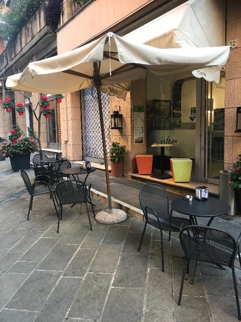 Santa Margherita Ligure attivit bar tavola fredda a Genova in Vendita