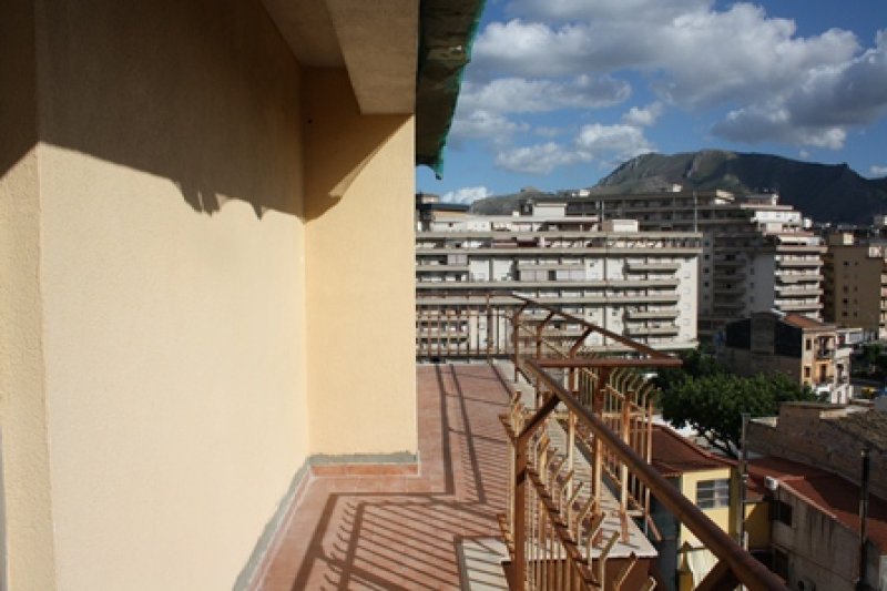Palermo attico a Palermo in Vendita