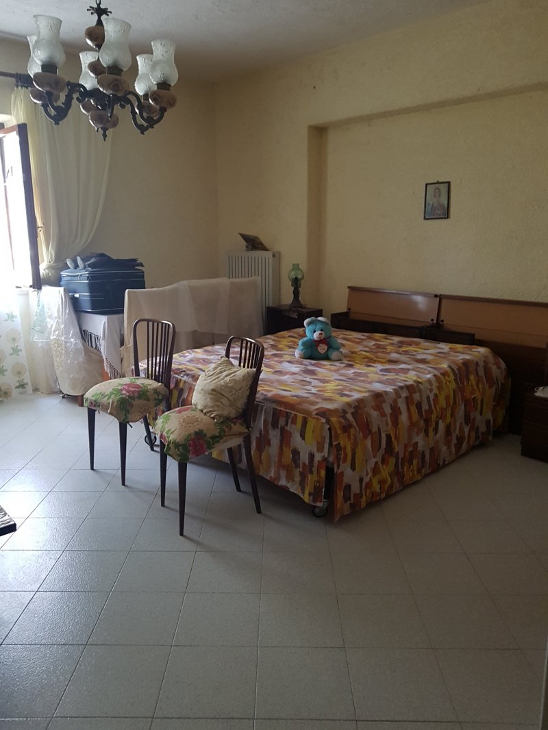 Monteleone Sabino appartamento in casale a Rieti in Affitto