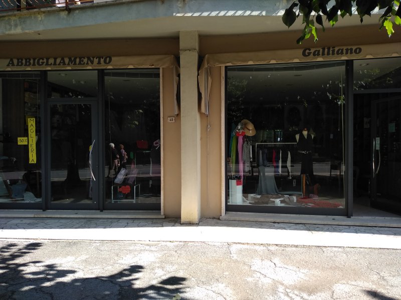 Montepulciano locale commerciale a Siena in Vendita