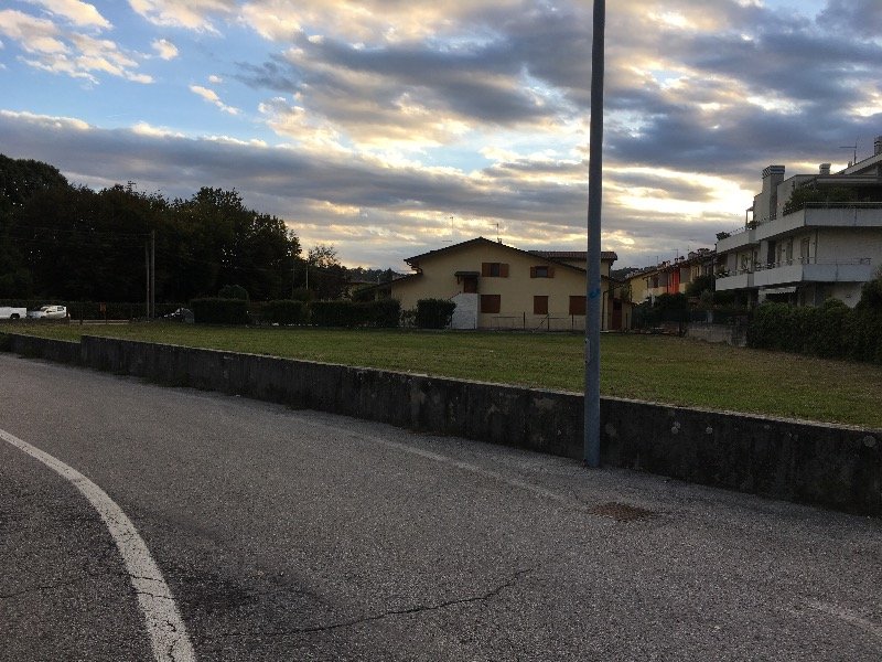 Terreno edificabile in centro a Costabissara a Vicenza in Vendita