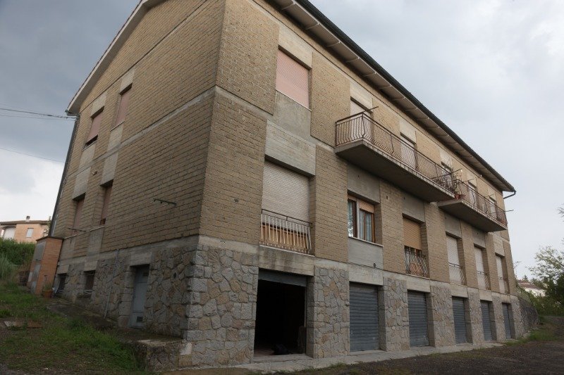 Immobile sito in Monticiano a Siena in Vendita