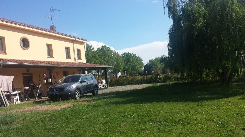 San Secondo Parmense villa a Parma in Vendita
