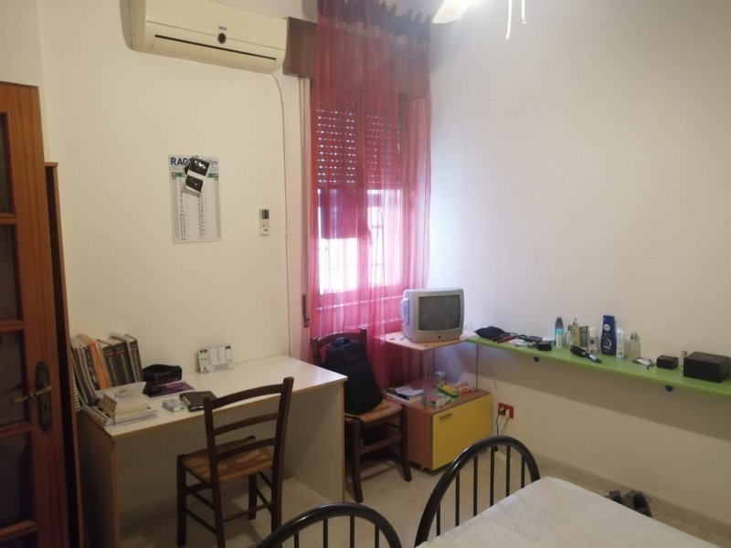 Bari zona policlinico appartamento a Bari in Affitto