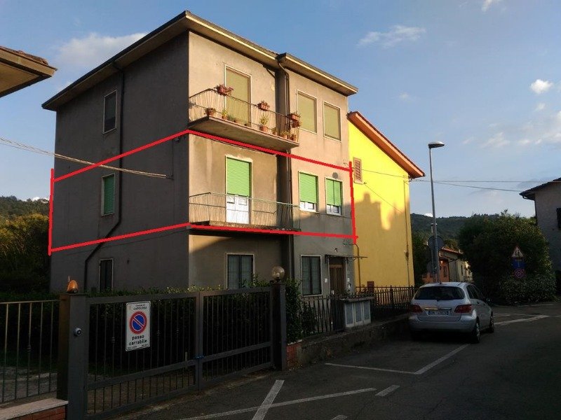 Capolona appartamento con cantina a Arezzo in Affitto