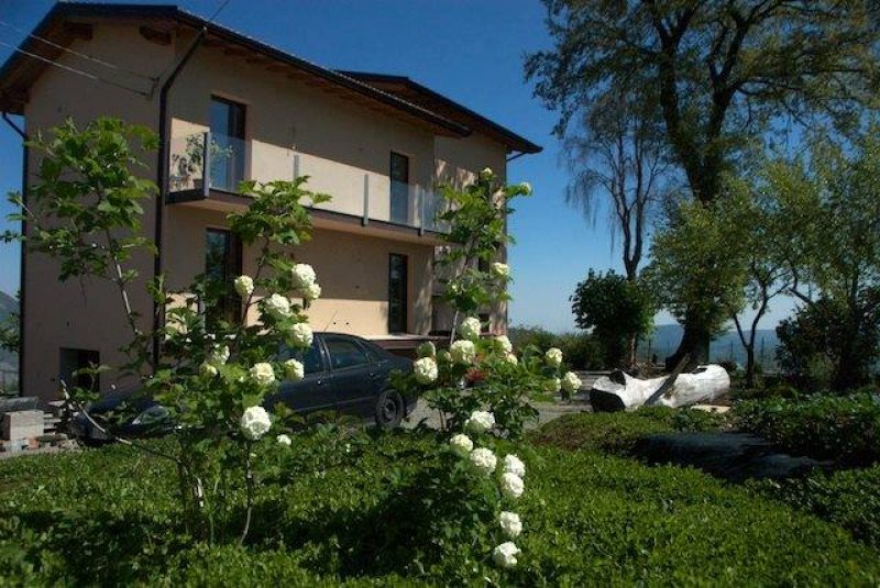 Toano casa multifamiliare a Reggio nell'Emilia in Vendita