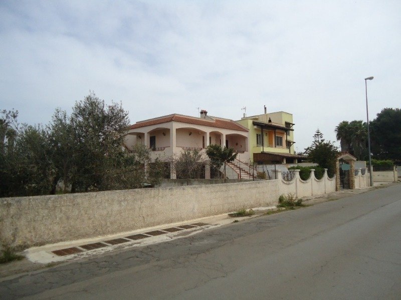 Villetta vicino al centro di Taviano a Lecce in Vendita