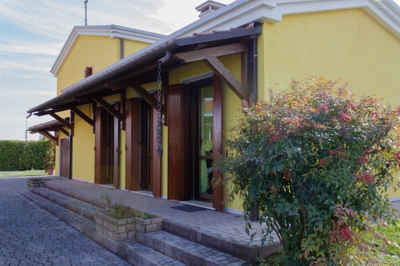 San Don di Piave villa in zona residenziale a Venezia in Vendita