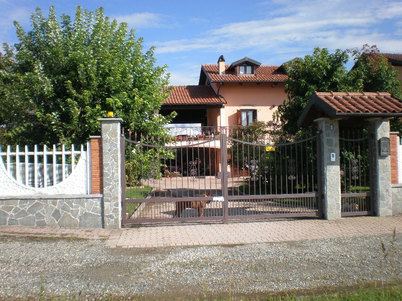 Villa a Front canavese a Torino in Vendita