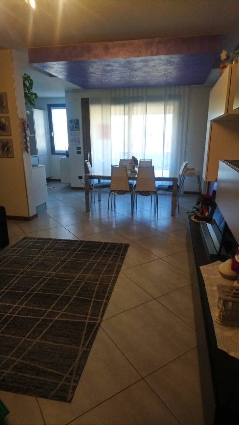 Ormelle appartamento garage con cantina a Treviso in Vendita