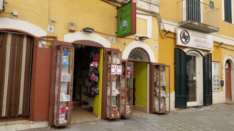 Bari negozio cartoleria oggettistica a Bari in Vendita