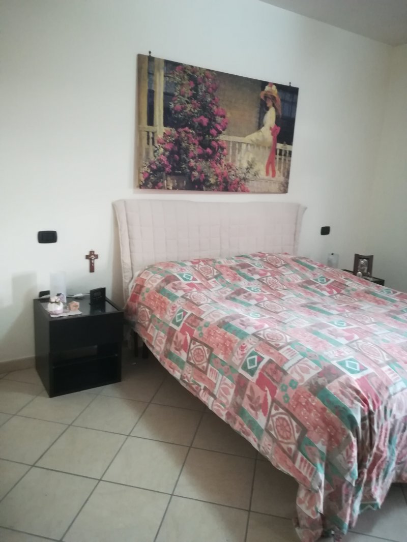 Santa Maria Capua Vetere un appartamento a Caserta in Vendita